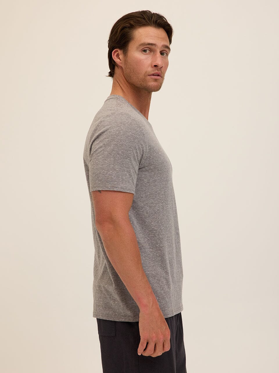 Men's Core Triblend Jersey V-Neck Tee in Heathered Grey