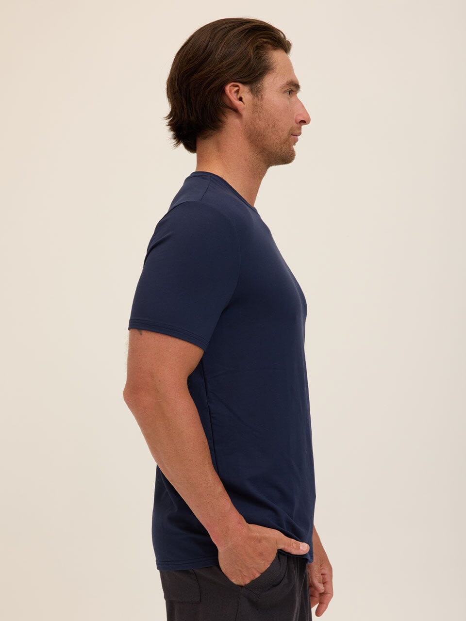Men's Core Luxe Jersey Crew Neck Tee in Navy
