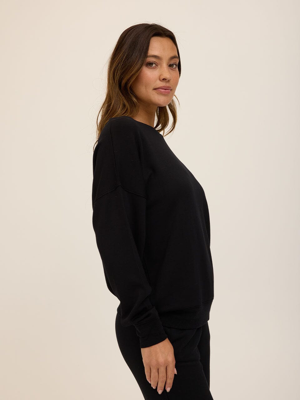 Core Feather Fleece Sweatshirt - Relaxed Minimalist Pullover