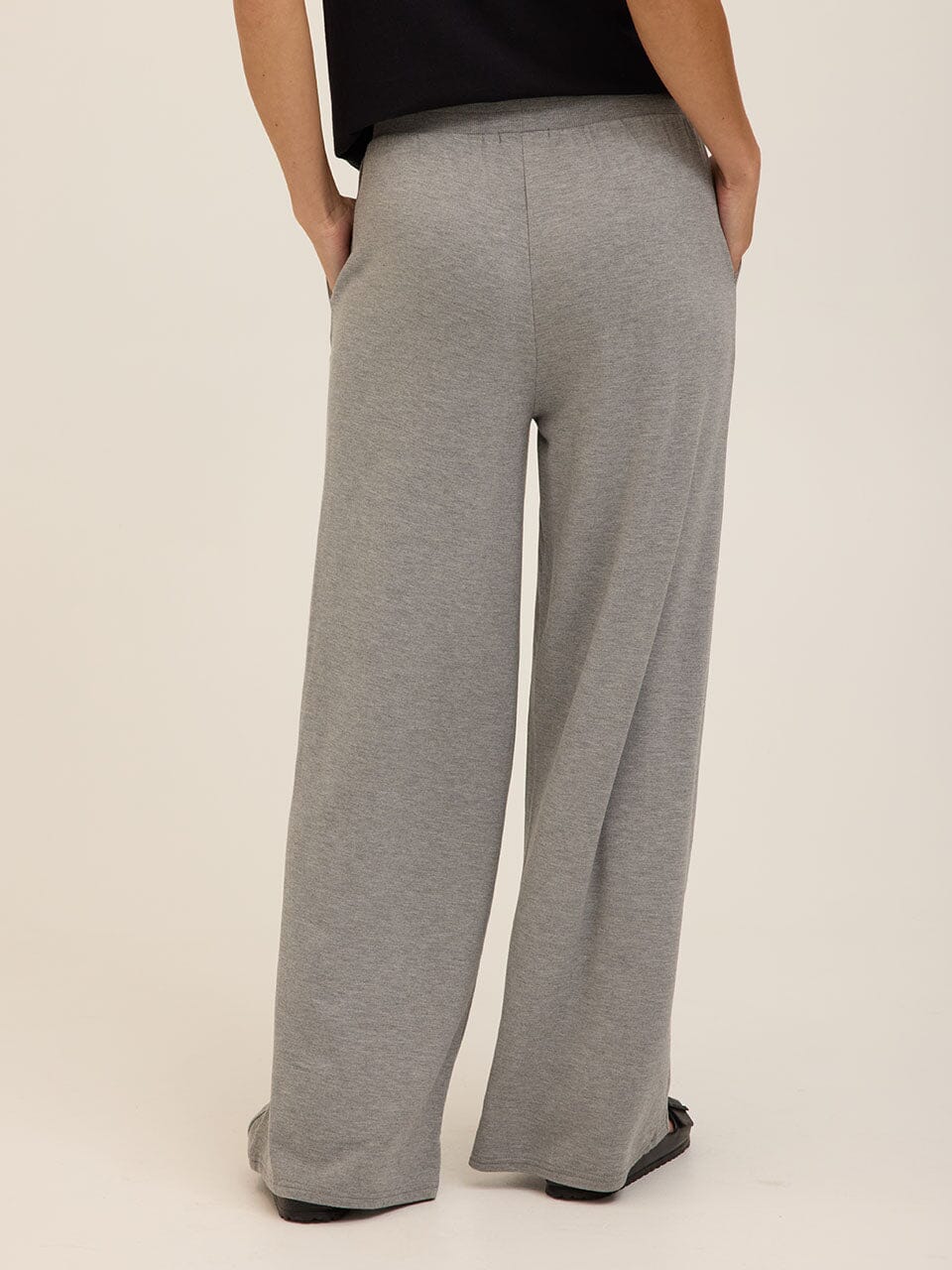 Core Feather Fleece Wide-Leg Sweatpant for Everyday Comfort