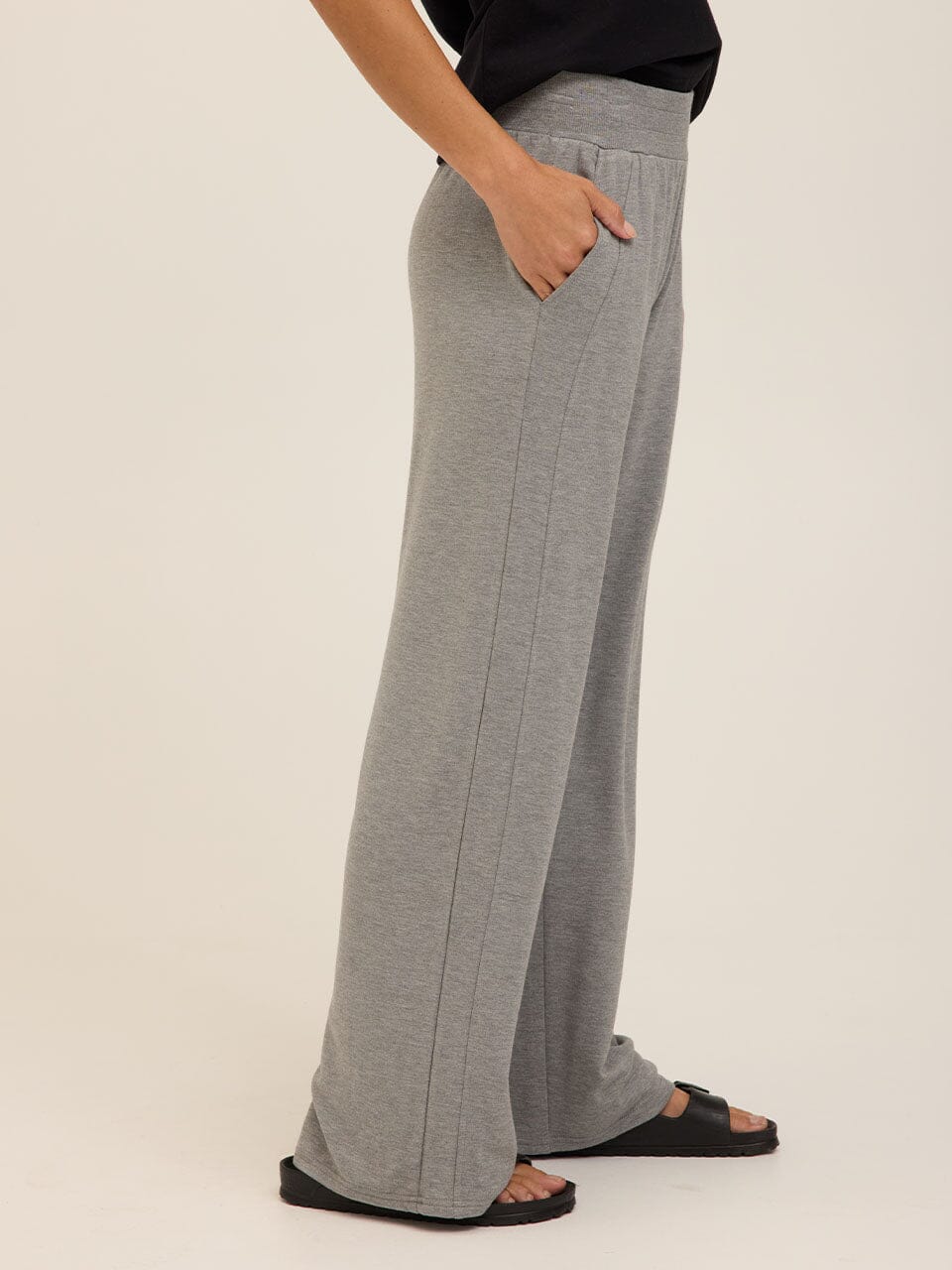 Core Feather Fleece Wide-Leg Sweatpant for Everyday Comfort
