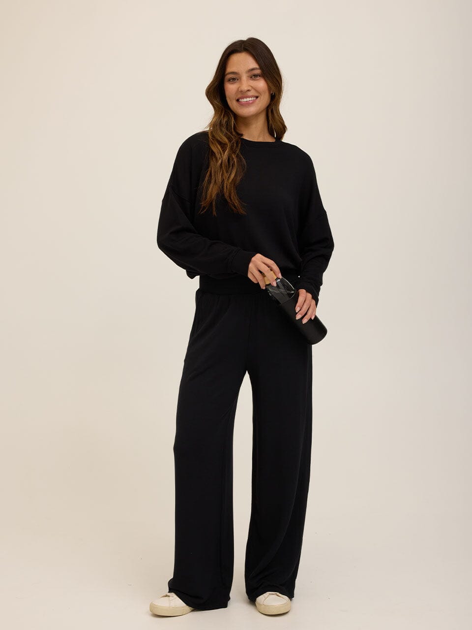 Core Feather Fleece Wide-Leg Sweatpant in Black
