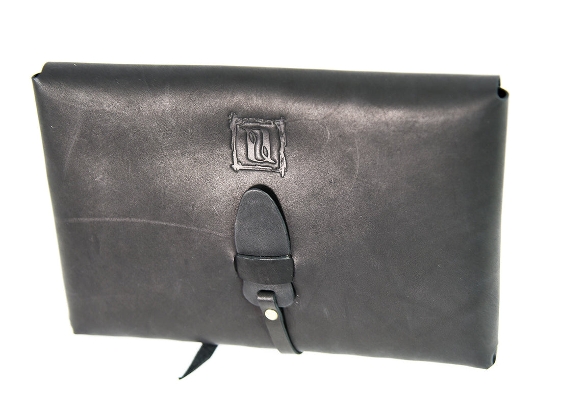 Women's Genuine Leather Clutch with Lovebirds