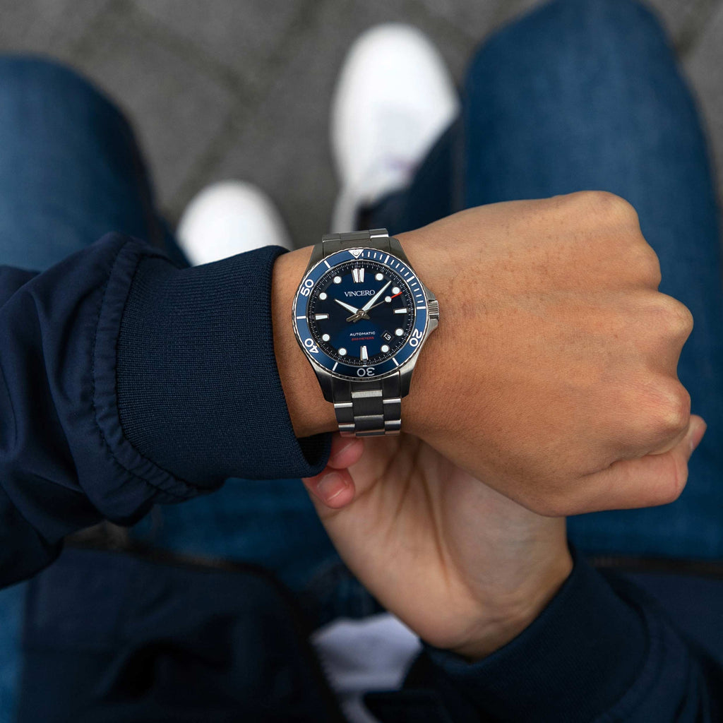The Argo Automatic Dive Watch in Deep Ocean - Professional Style