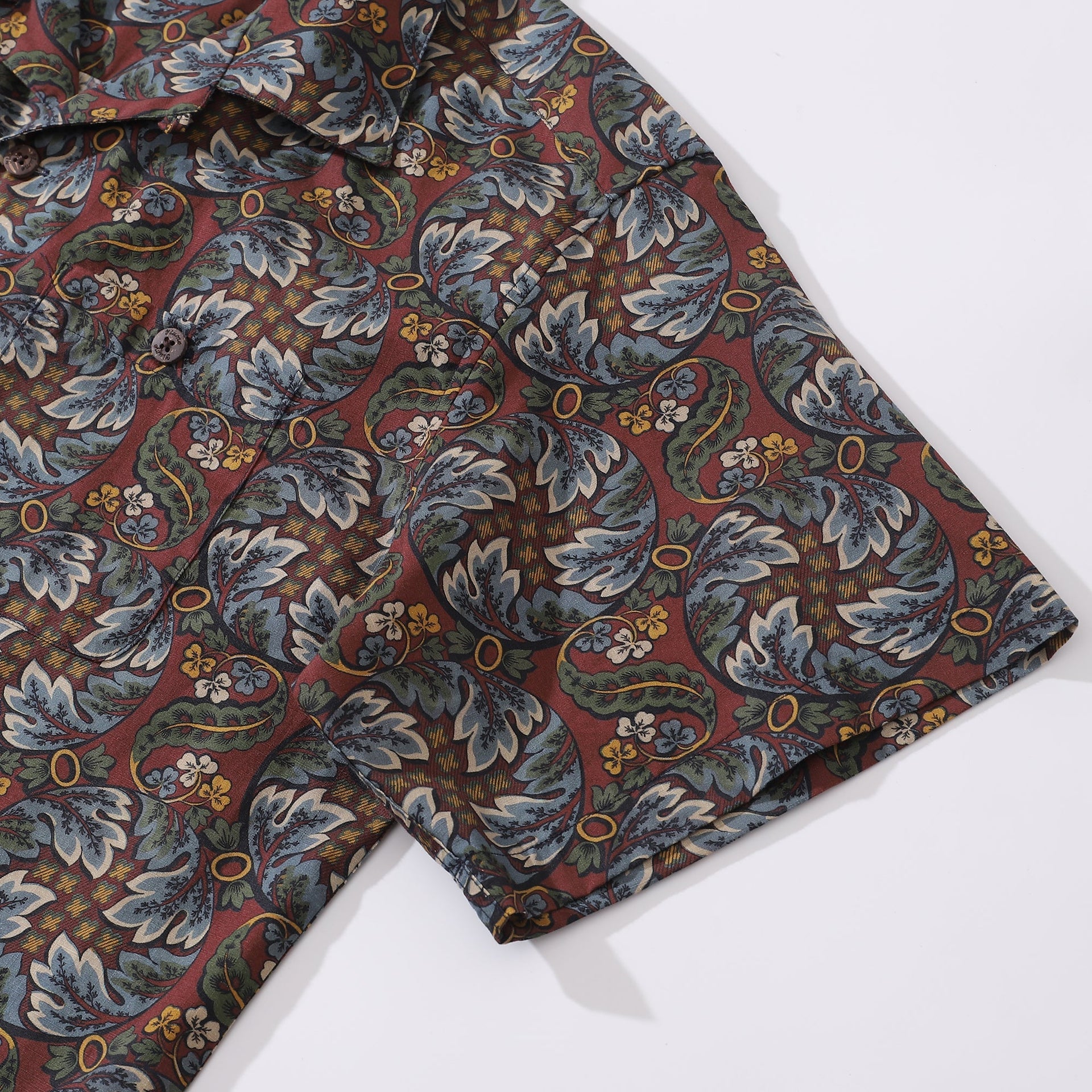 Vintage Hawaiian Camp Collar Shirt with Lotus Leaf Print