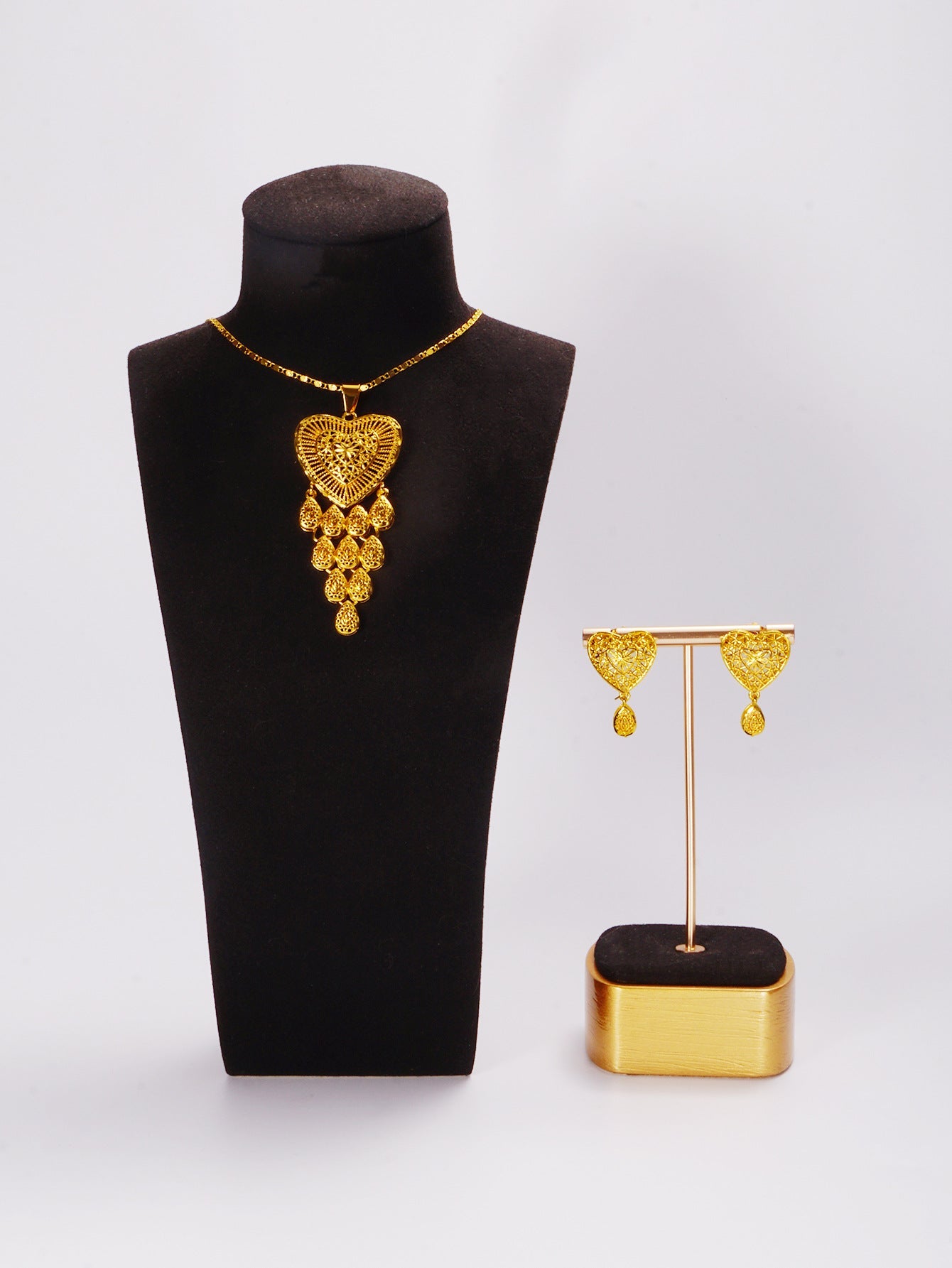 Huixing Copper Gold-Plated Dubai Cut Out Necklace Earrings Set Indian Bridal Necklace Jewelry Jewelry Set