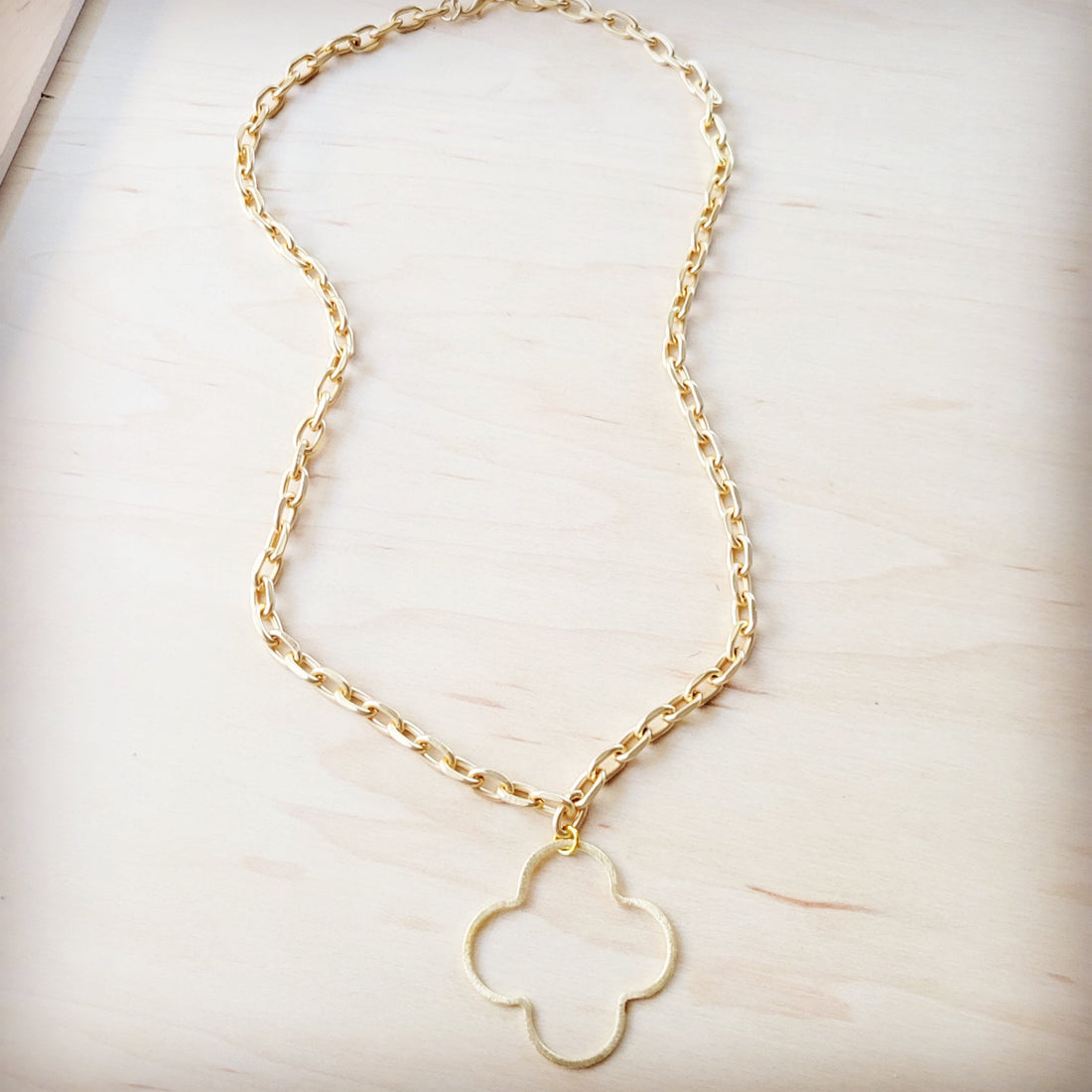 Matte Gold Quatrefoil Pendant Necklace with Link Chain - Image 2