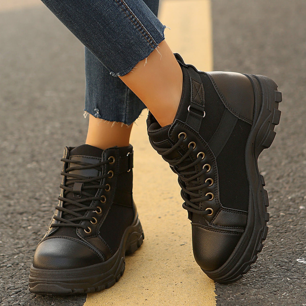 Women’s Mid-Calf Fleece-Lined Winter Boots with Buckle Detail