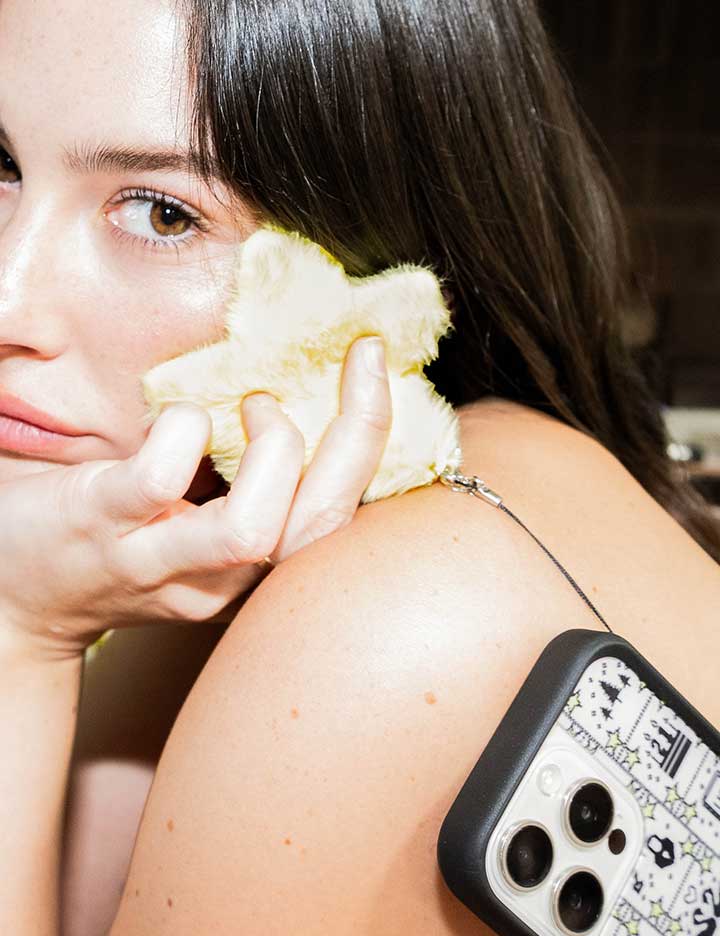 Fluffy Star Charm | Yellow