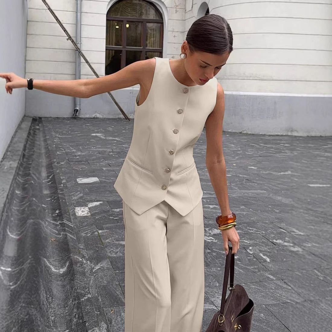 Women's Sleeveless Vest and Wide-Leg Pants Two-Piece Set - Image 3