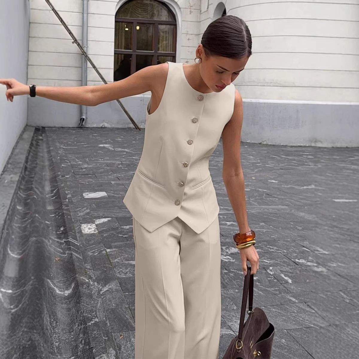 Women's Sleeveless Vest and Wide-Leg Pants Two-Piece Set - Image 3