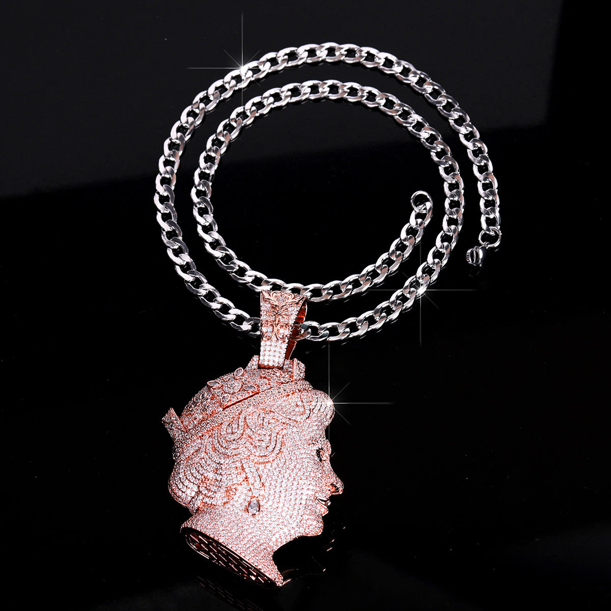 Hip-Hop Double-Sided Three-Dimensional Queen Necklace