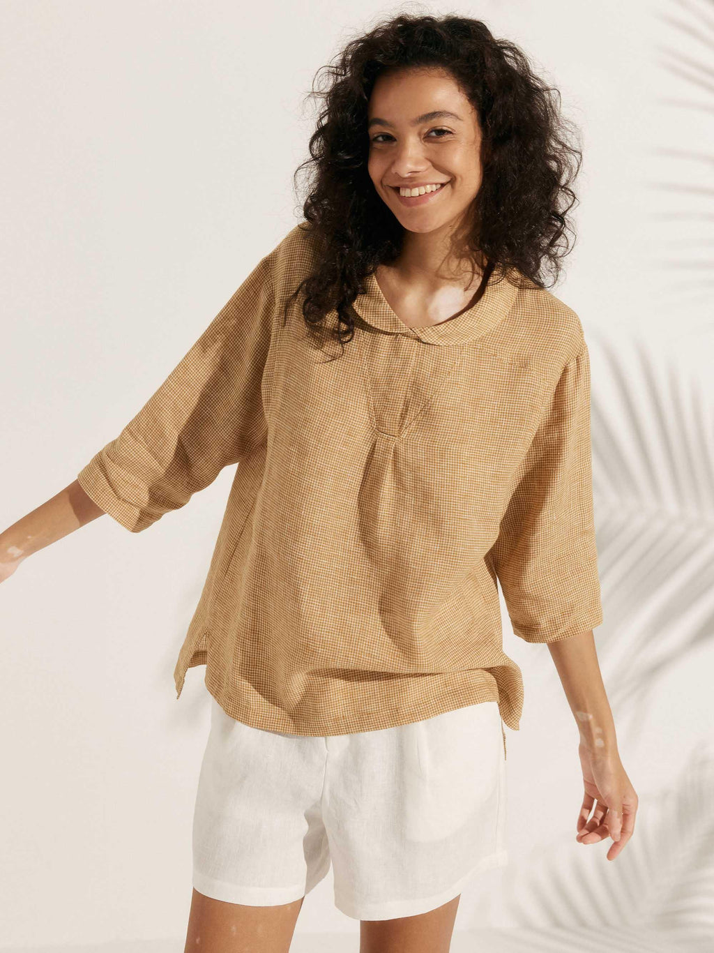 Jade Linen V-Neck Half Sleeve Top