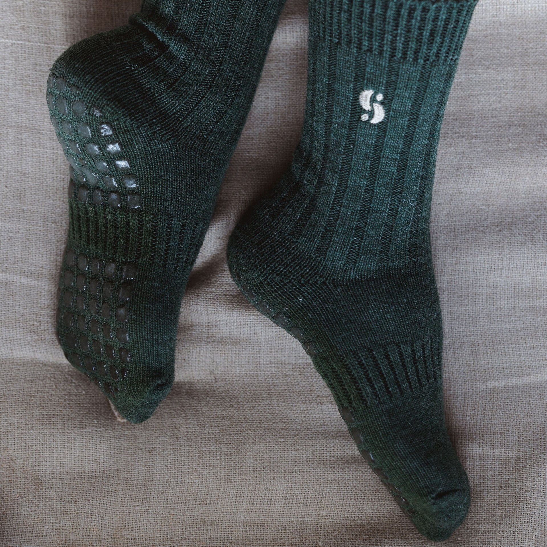 Serene Socks- Adult Merino Wool Non-Slip Socks- Dark Green- 1 pair