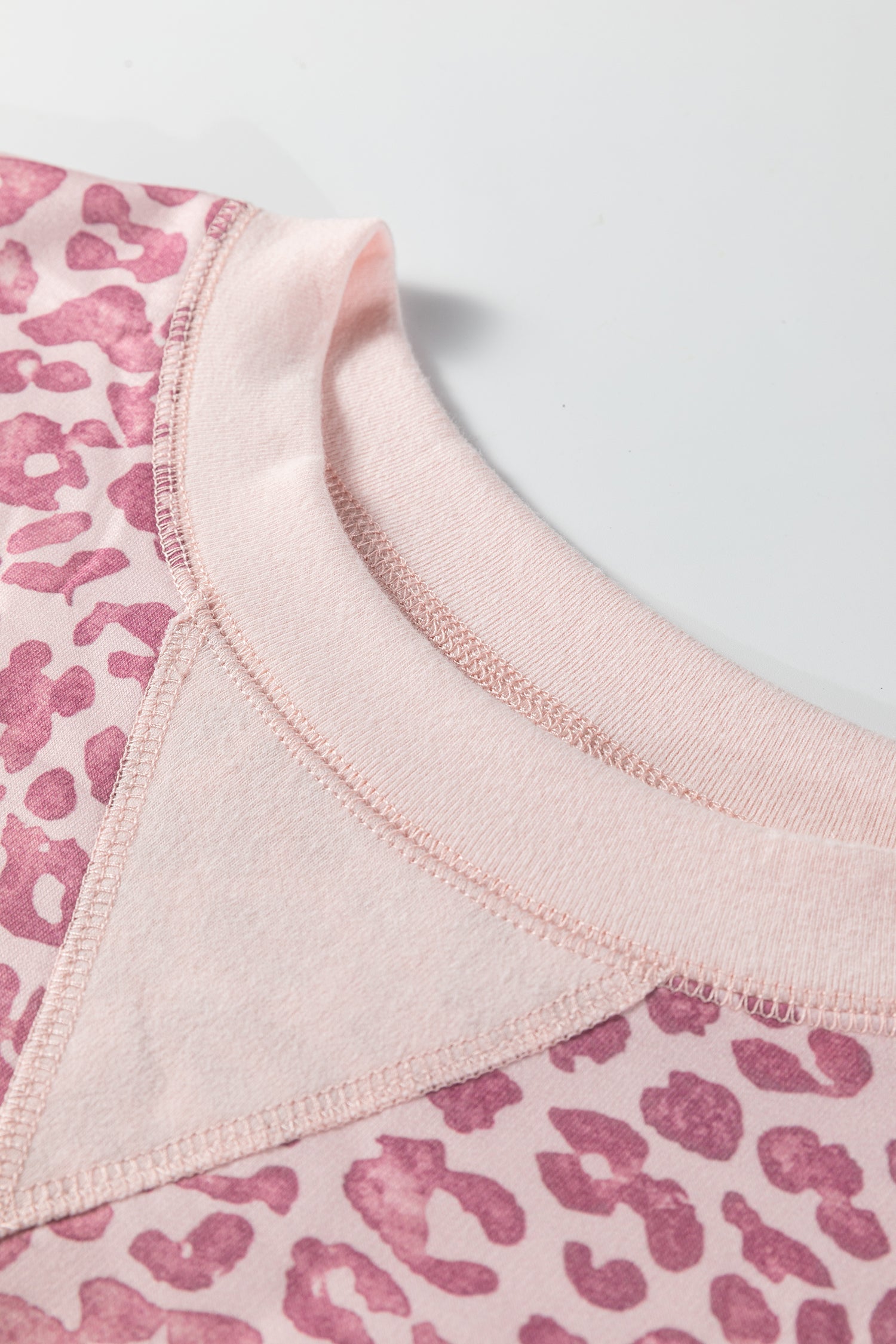 Wrenlee Pink Leopard Print Patchwork Crewneck Sweatshirt - Image 9