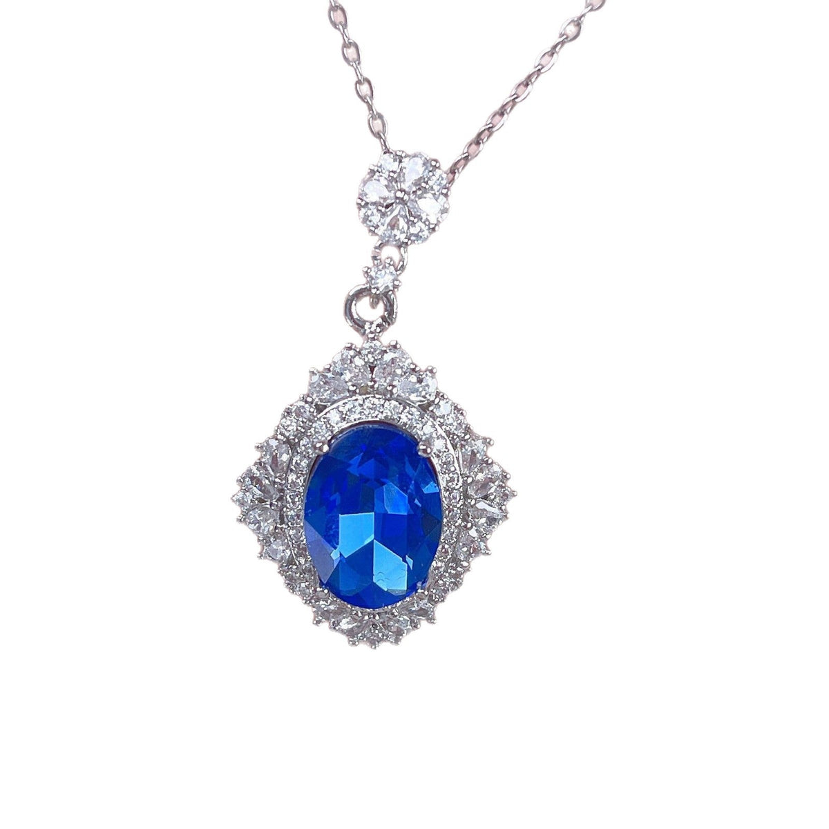 Full Diamond Luxurious And Elegant Royal Blue Necklace