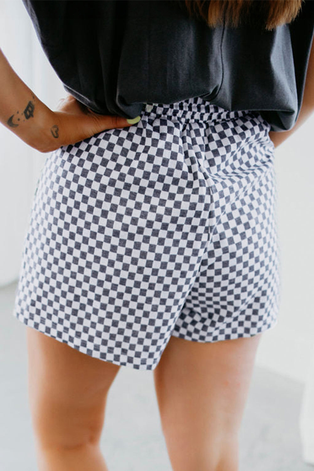 Gray Checkerboard Lace-Up High Waist Casual Shorts