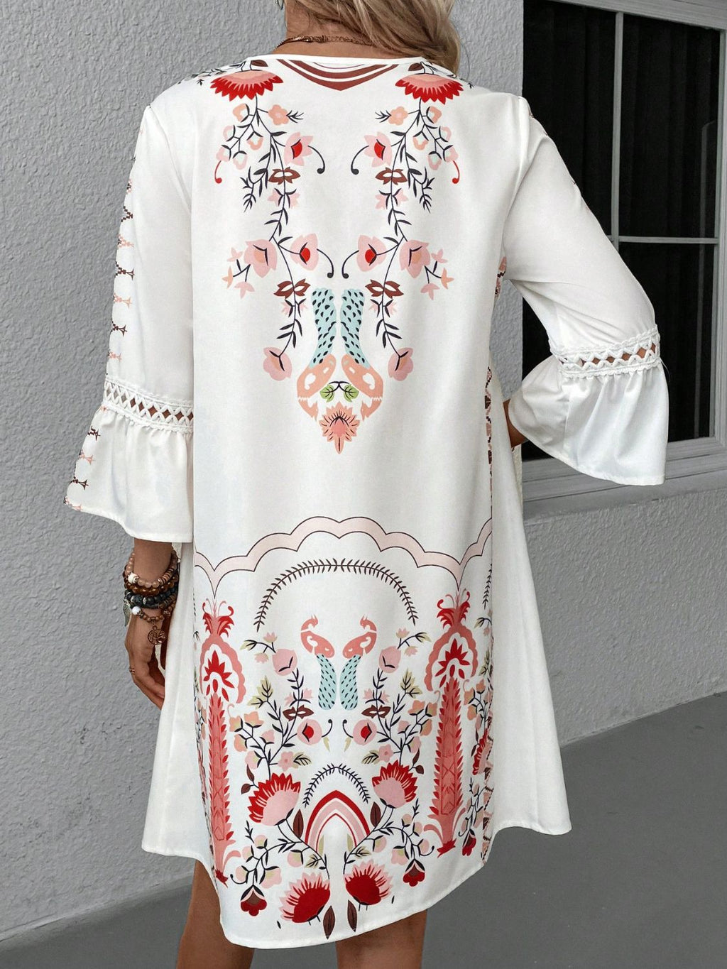 Feminine Lace Detail Printed Midi Dress for Summer