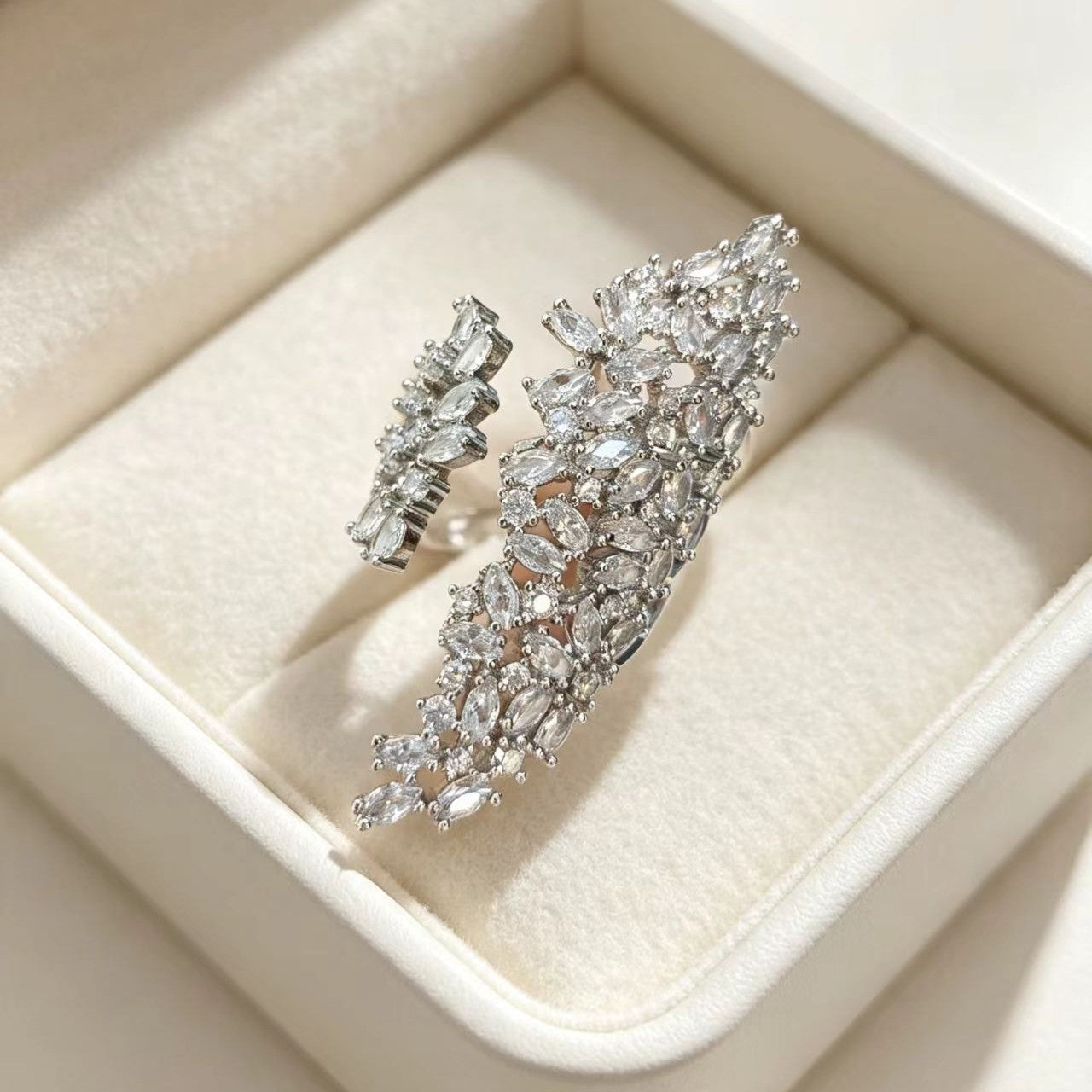 Zircon Inlaid Feather Open Ring
