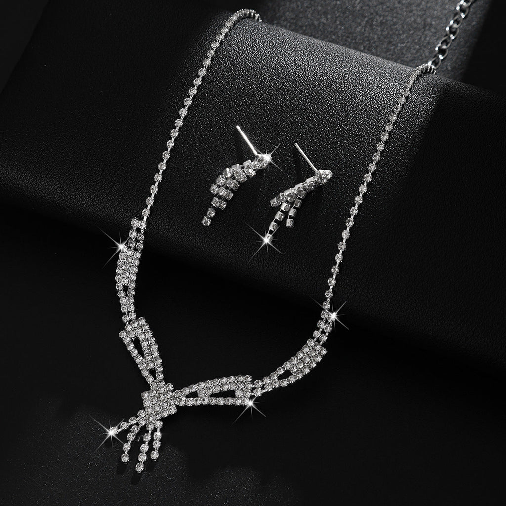 Yiwu Cross-Border Bridal Necklace And Earrings Set Wedding Simple Versatile Gorgeous Light Luxury Grab Chain Rhinestone Set
