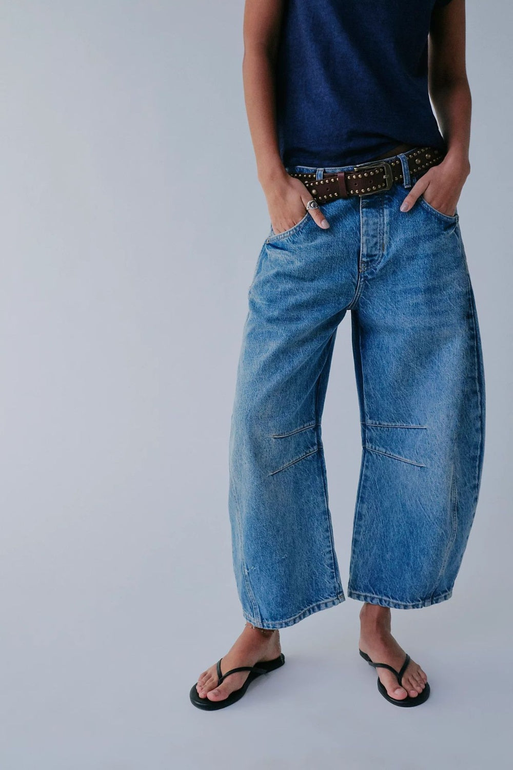 Blue Wide Leg Barrel Jeans with Functional Pockets - Image 3