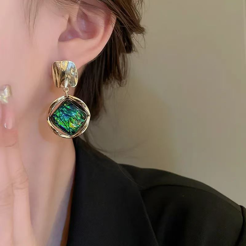 Vintage Rhombus Resin Dangle Earrings in Gold and Green