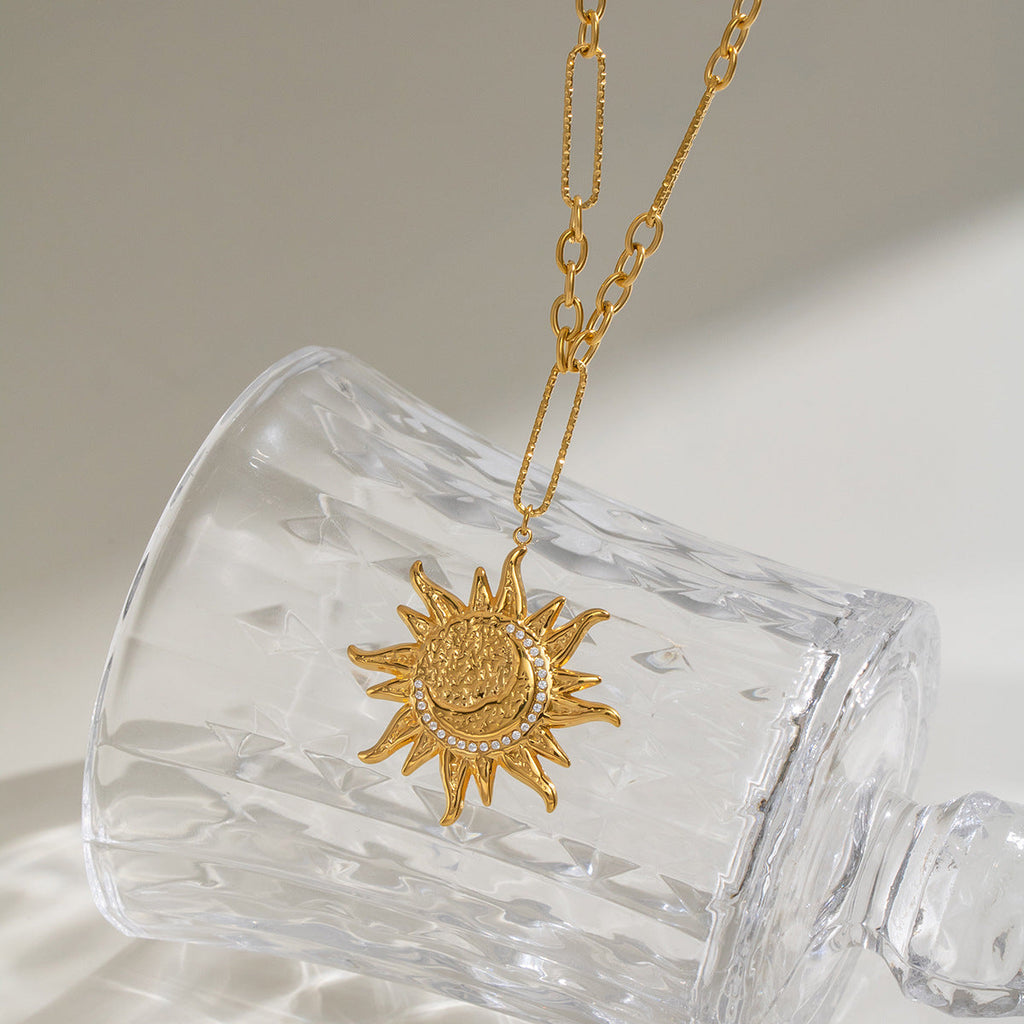 Diamond-studded Stud Earring And Necklace Set For Women