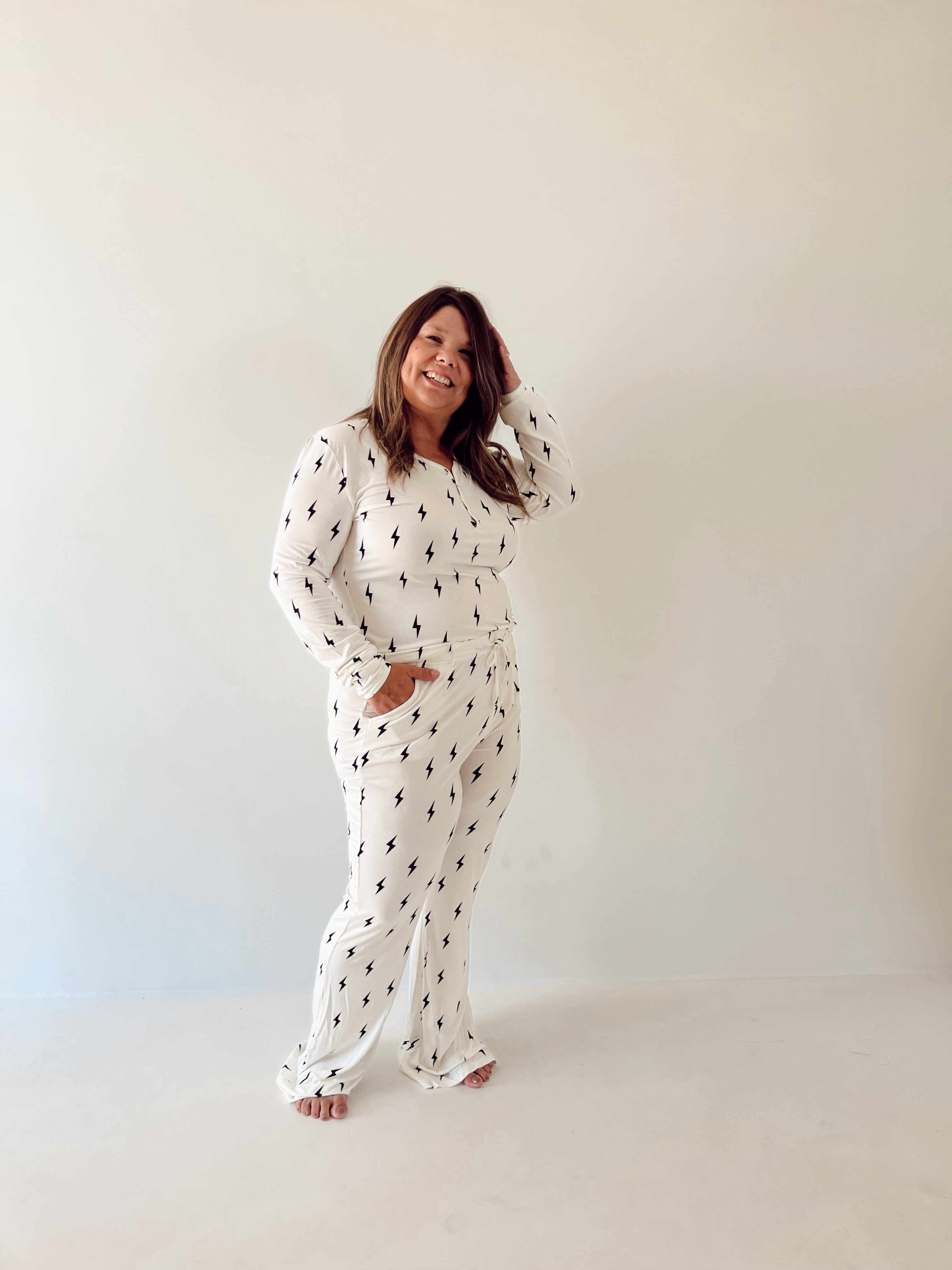 Women's Long Sleeve Bamboo Pajama | White & Black Lightning Bolt