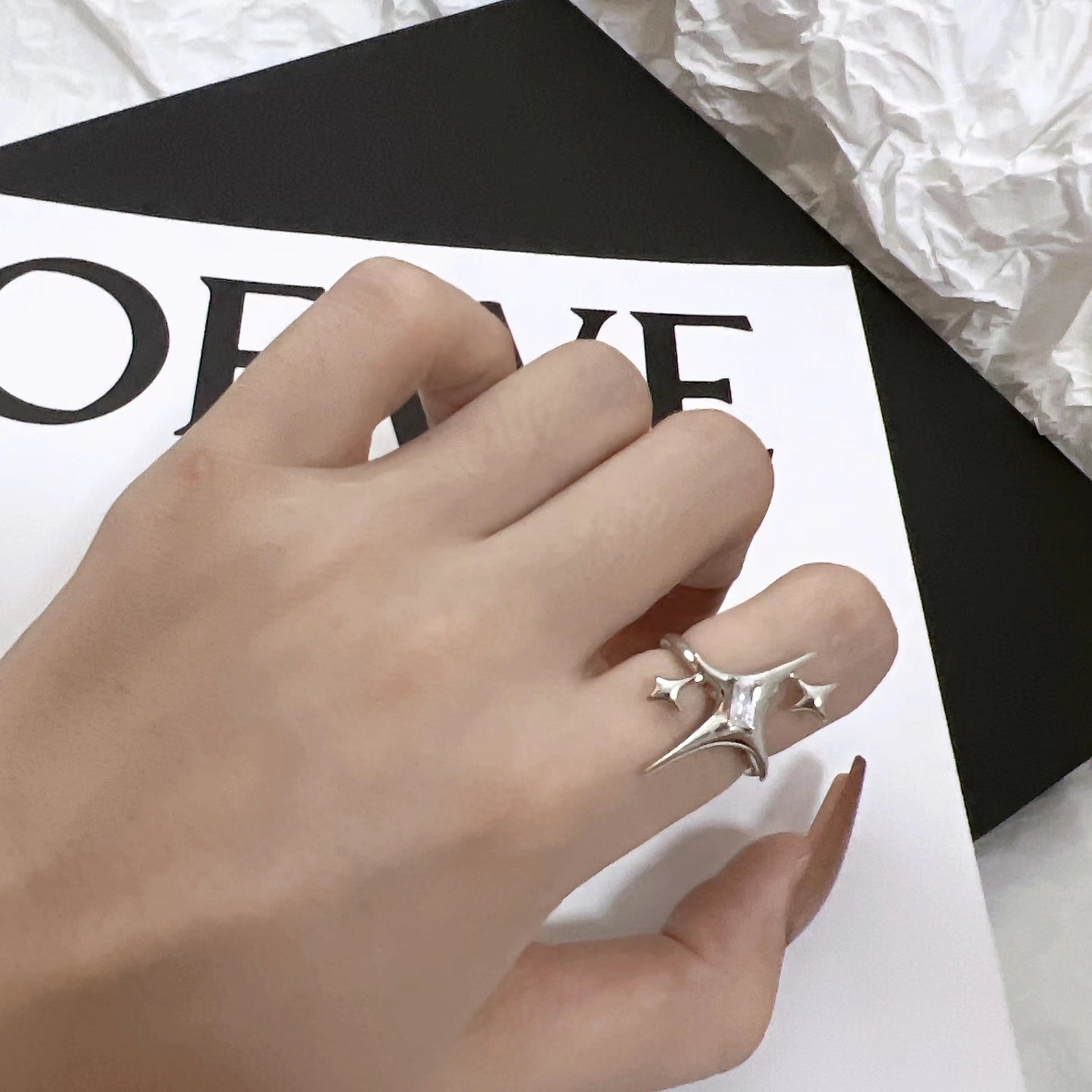 Niche Design Star Couple Rings, Korean INS Style, Zircon Inlaid Letter Texture Ring, Fashion Personality Ring For Men