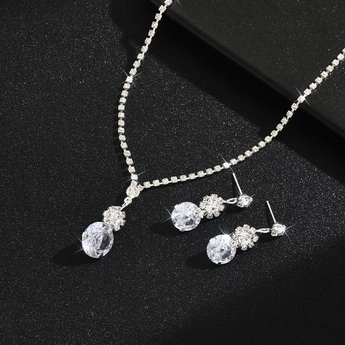 Women 2 Pcs Simple Round Cubic Zirconia Crystal Jewelry Set,Necklace And Earrings,Fashion Accessories For Daily Commute Party Occasion