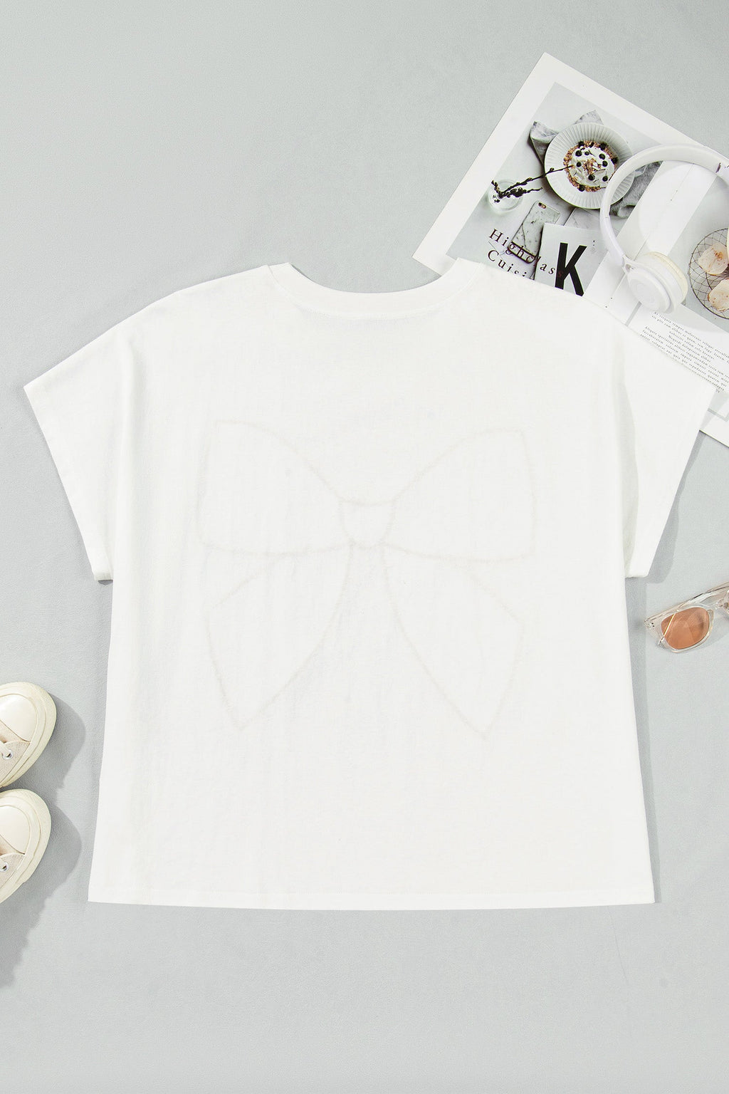 White T-Shirt with Leopard Bow Embroidery Patch Relaxed Fit - Image 2