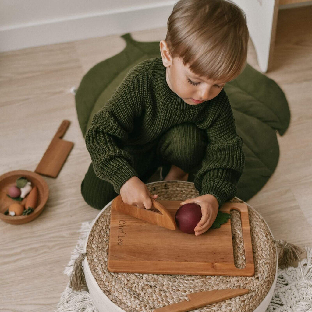 Safe Kids Cutting Board and Knives Set for Culinary Exploration