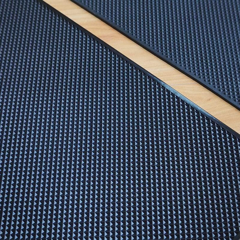 Minimalist Black Non-Slip Car Dashboard Mat & Phone Grip Pad