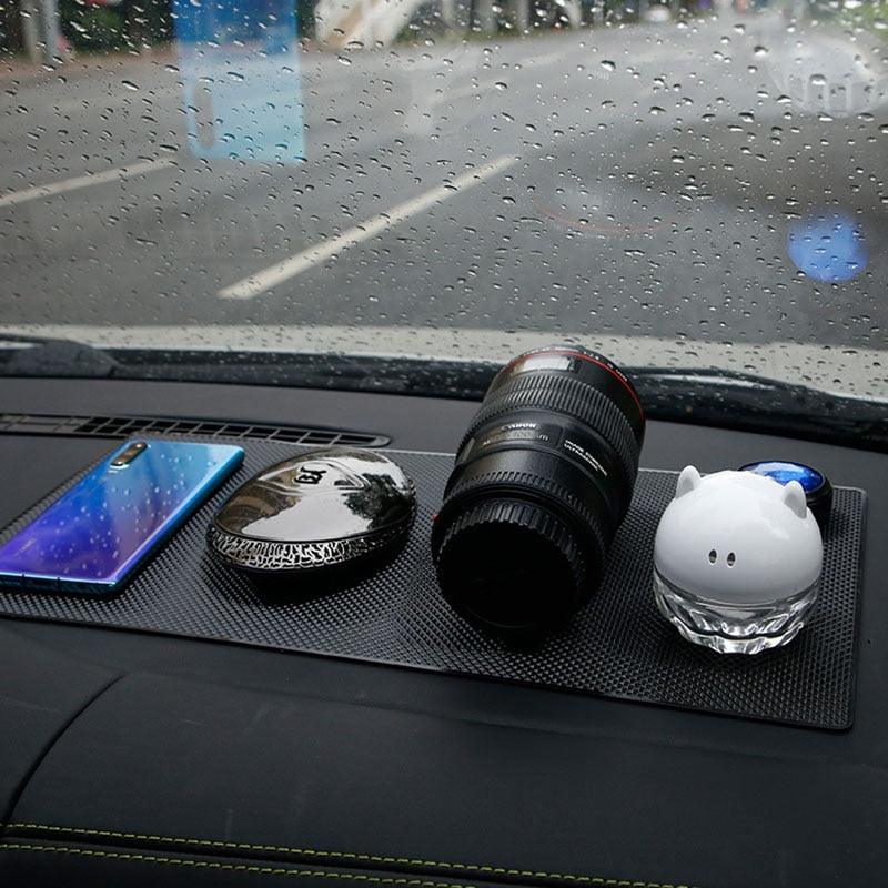 Minimalist Black Non-Slip Car Dashboard Mat & Phone Grip Pad