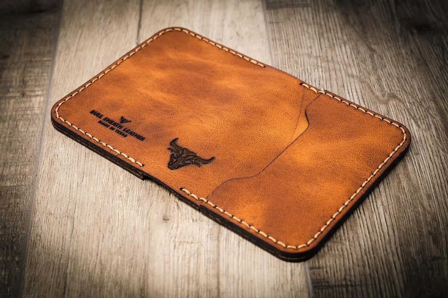 The Georgetown Minimalist Wallet in Chestnut Brown