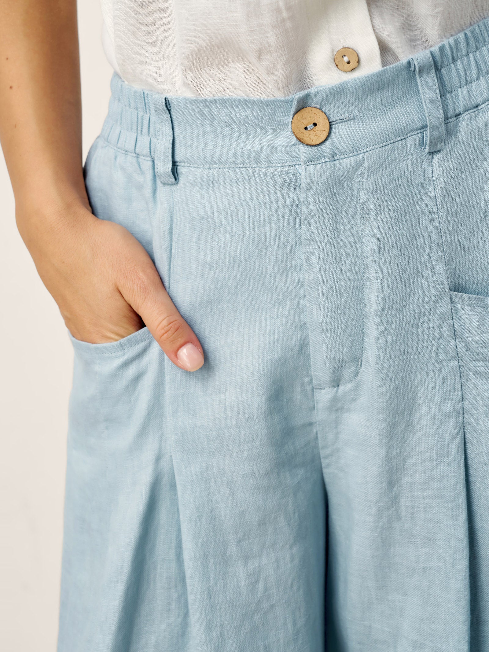 100% Linen Sculpted Pleat Pants with Elasticated Back