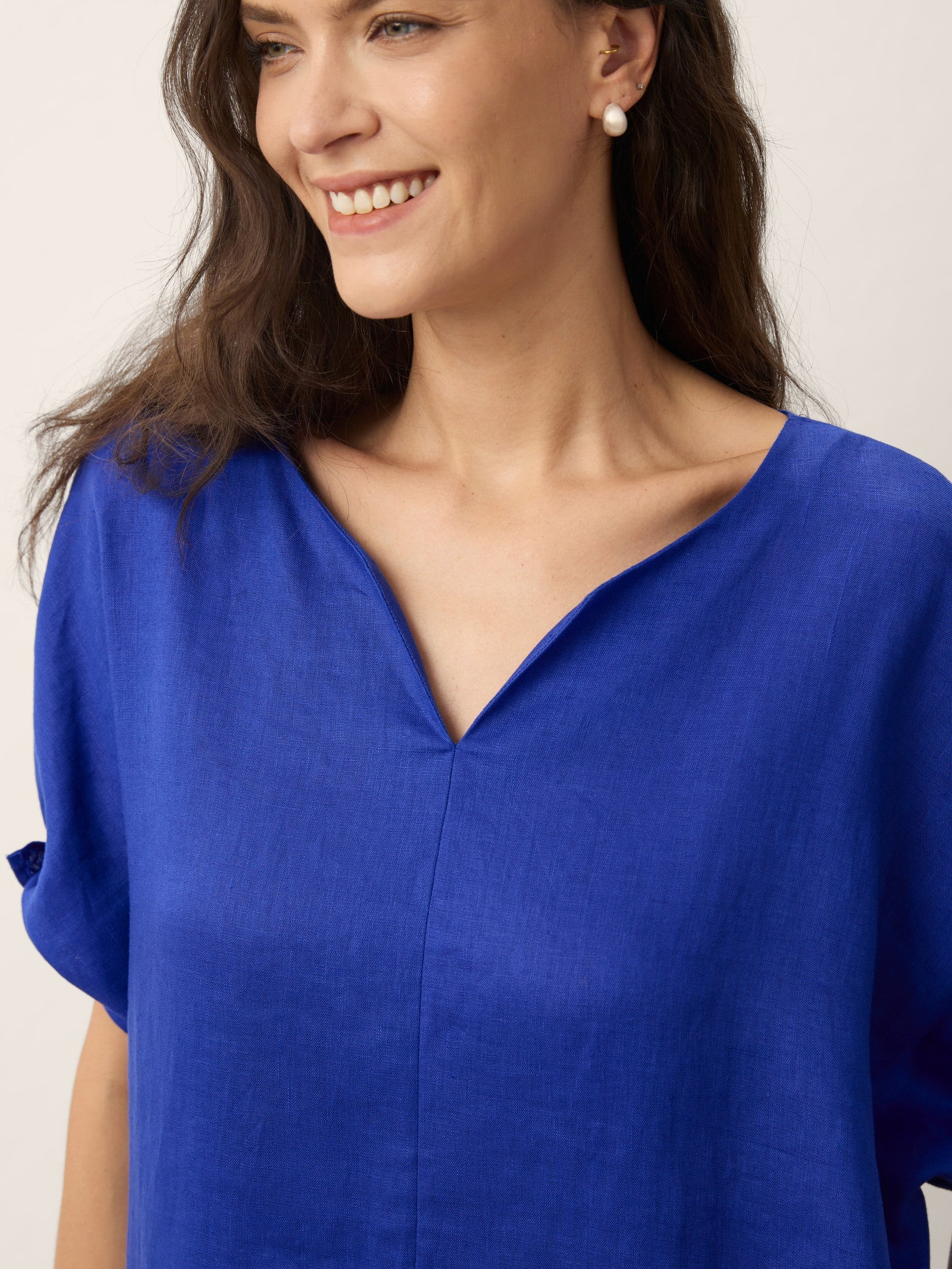100% Linen Bow-Tie Cuff Split-Hem Midi Dress with Straight Fit