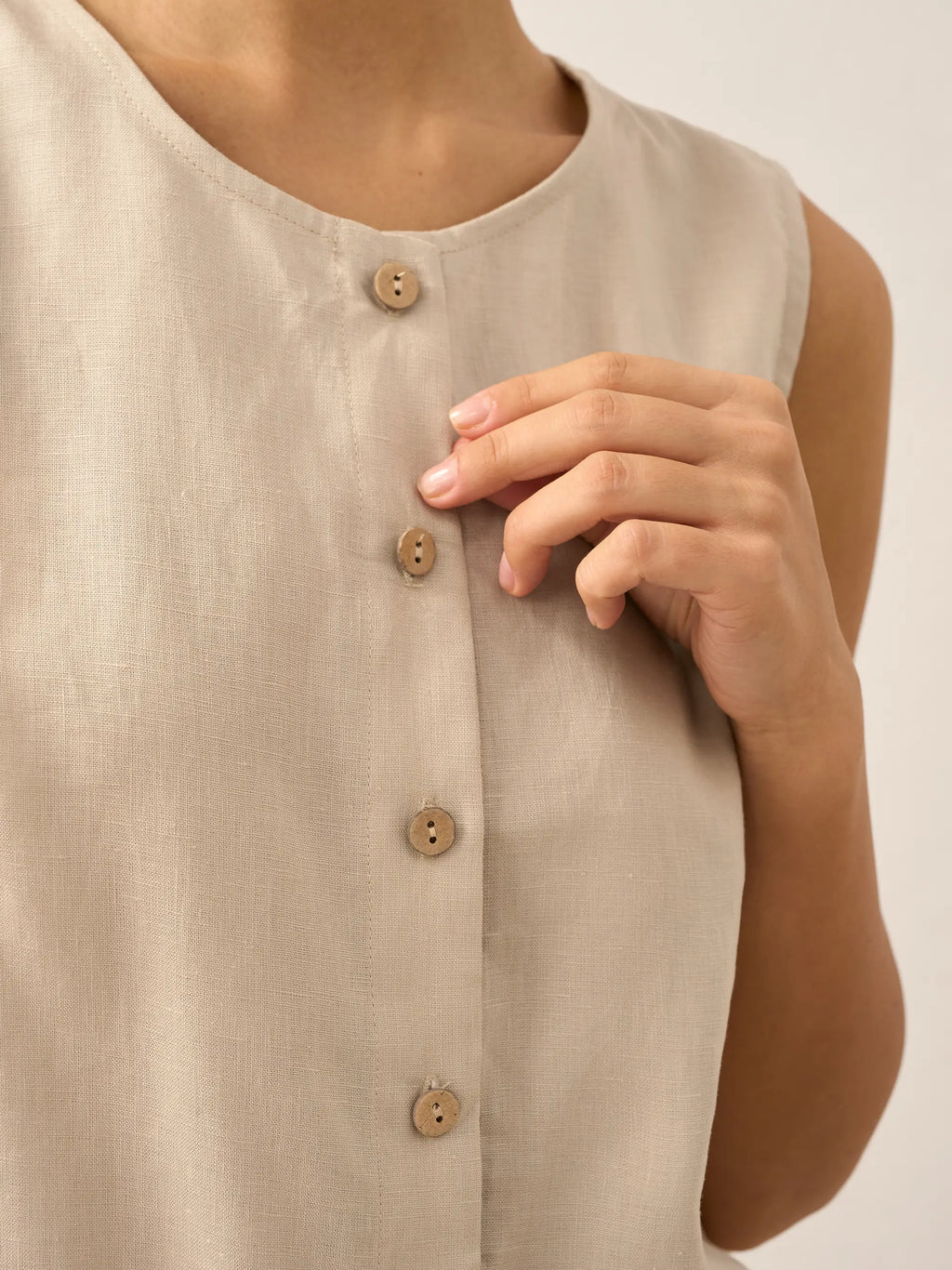 100% Linen Sleeveless Button Down Tank Top for Summer