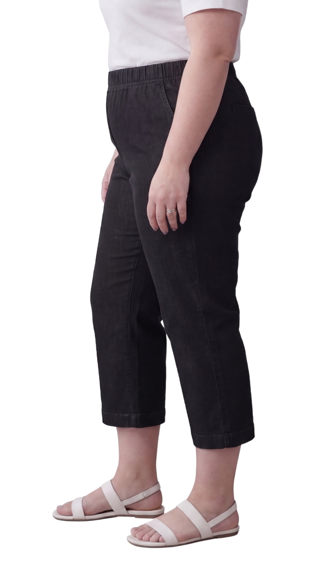 Women's Lightweight Stretch Denim Capri Pants, Mid-Rise Straight