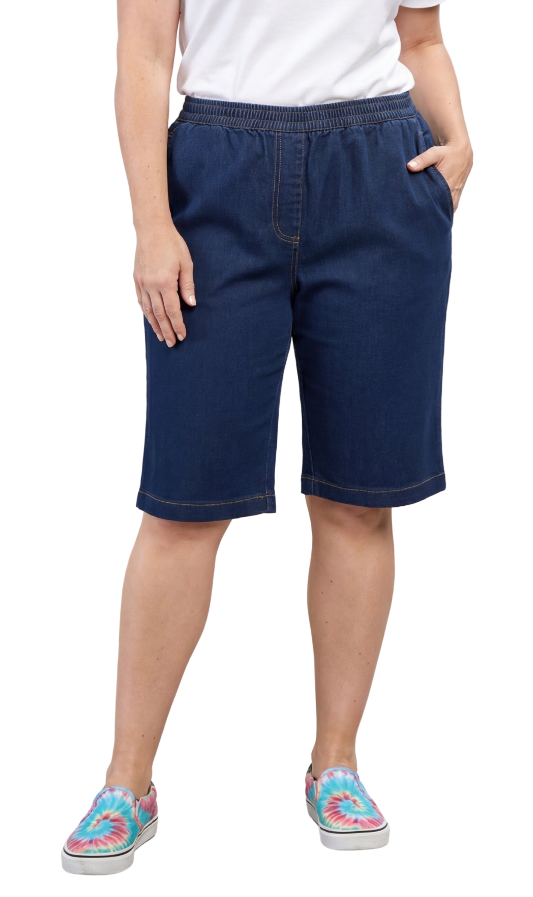 Women's pull-on Bermuda shorts made of denim and twill, shown in blue, yellow, and white.