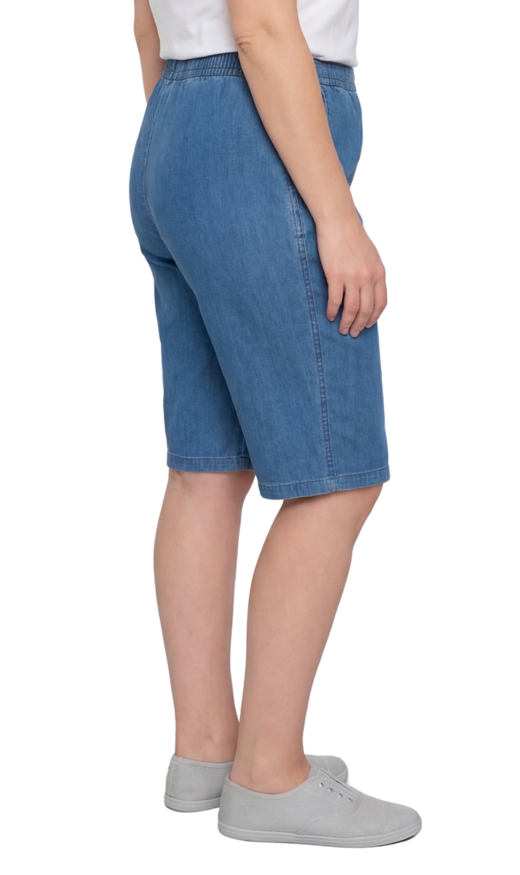 Women's Pull-On Bermuda Shorts in Denim and Twill - Stretch Fit