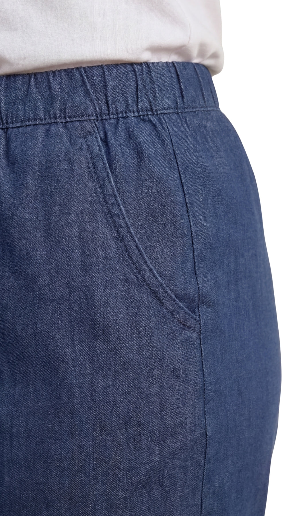 Women's Pull-On Denim and Twill Shorts with Elastic Waist