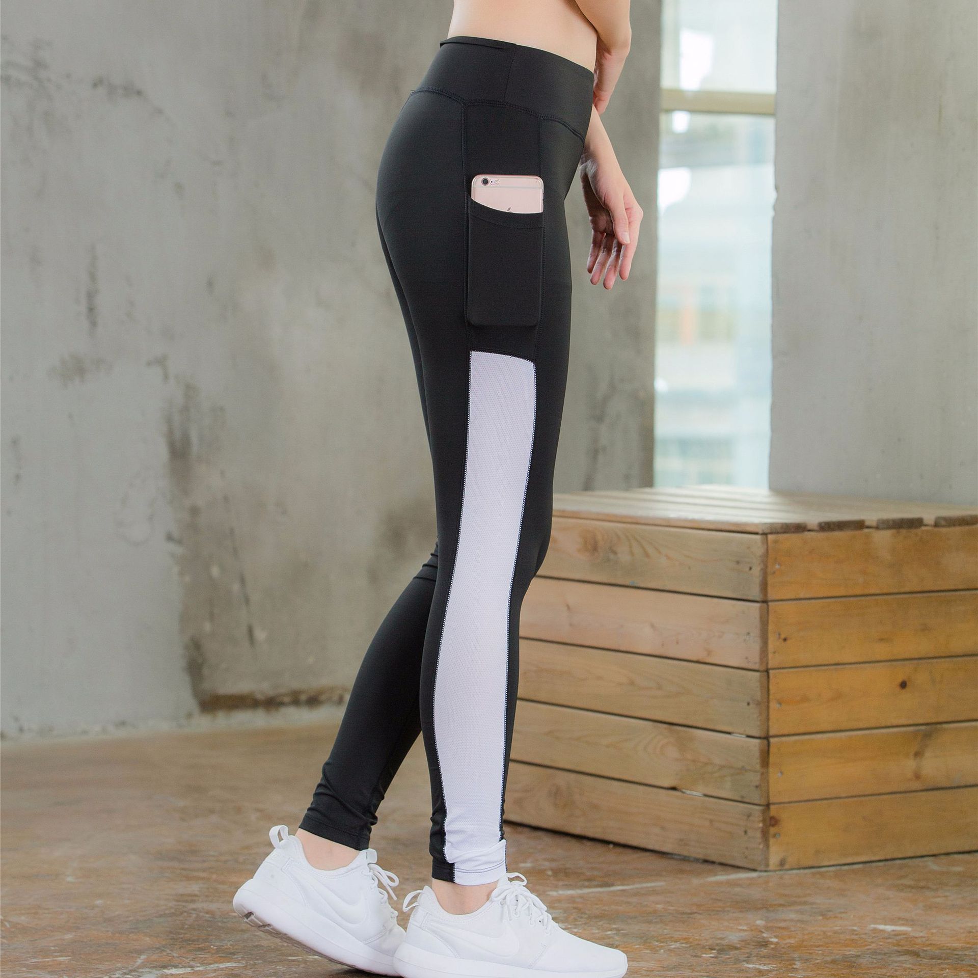 Energy Seamless High-Waist Yoga Leggings with Pockets