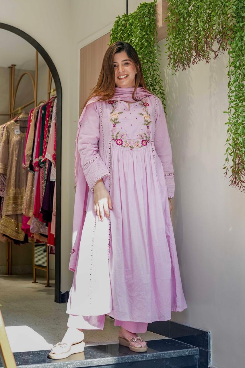 Light Pink Chanderi Silk Embroidered Salwar Suit Set