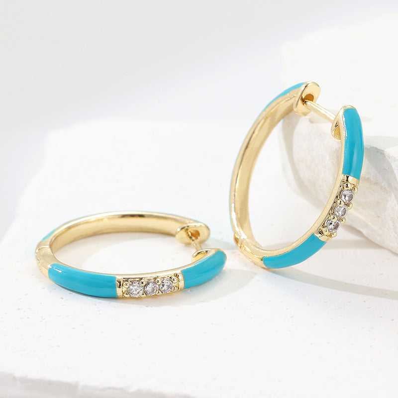 Luxury Copper Hand Carved Hollow Out White Zircon Earrings Gold Tone Hoop Earrings For Women Cross Border Jewelry
