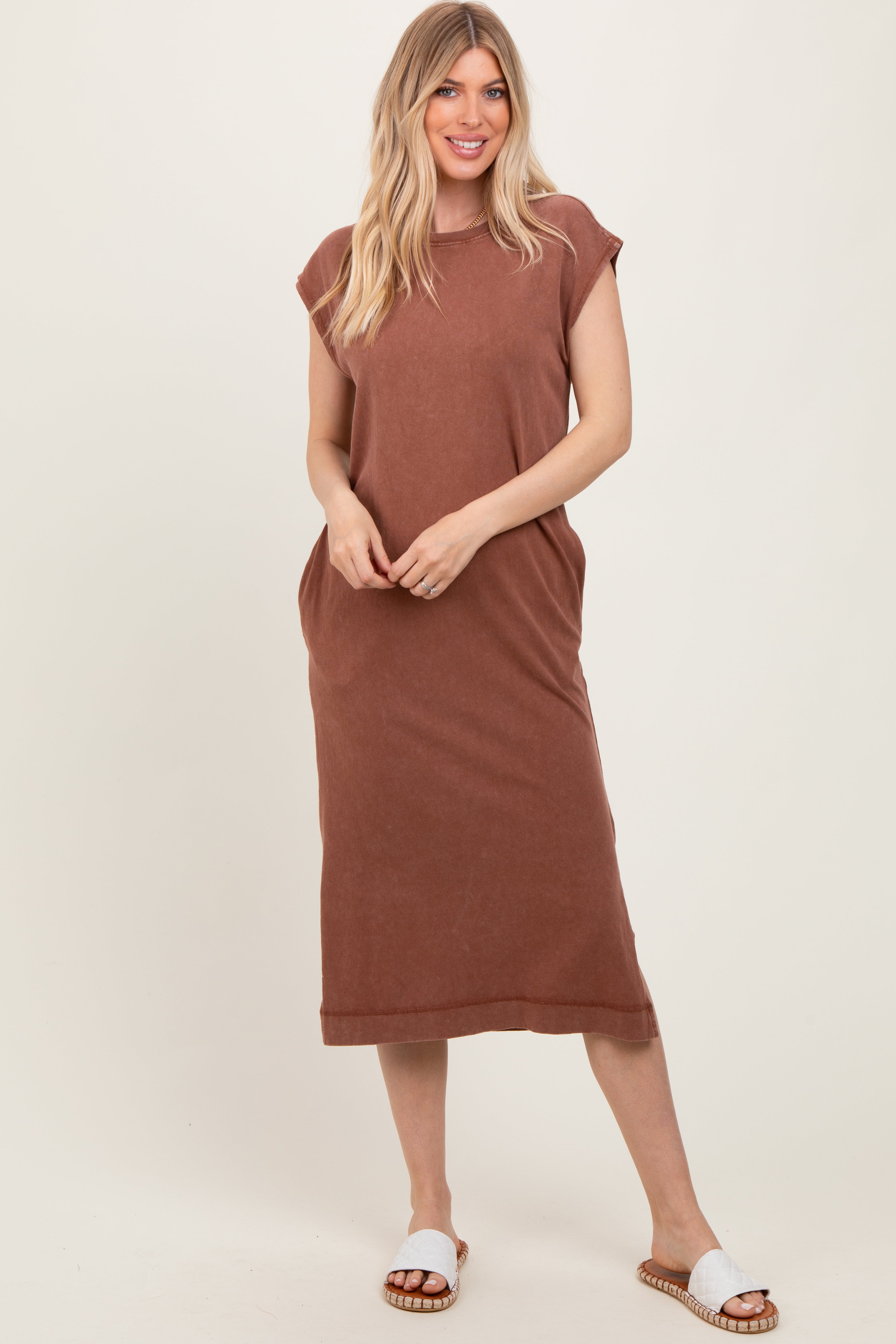 Camel Casual Sleeveless Pocketed Midi Dress