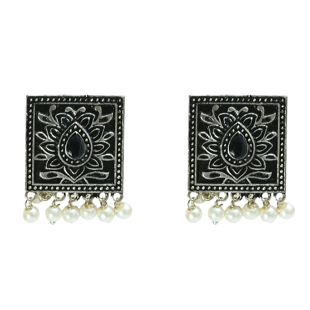 Black Kundan and Pearl Statement Choker in Silver-Plated Brass