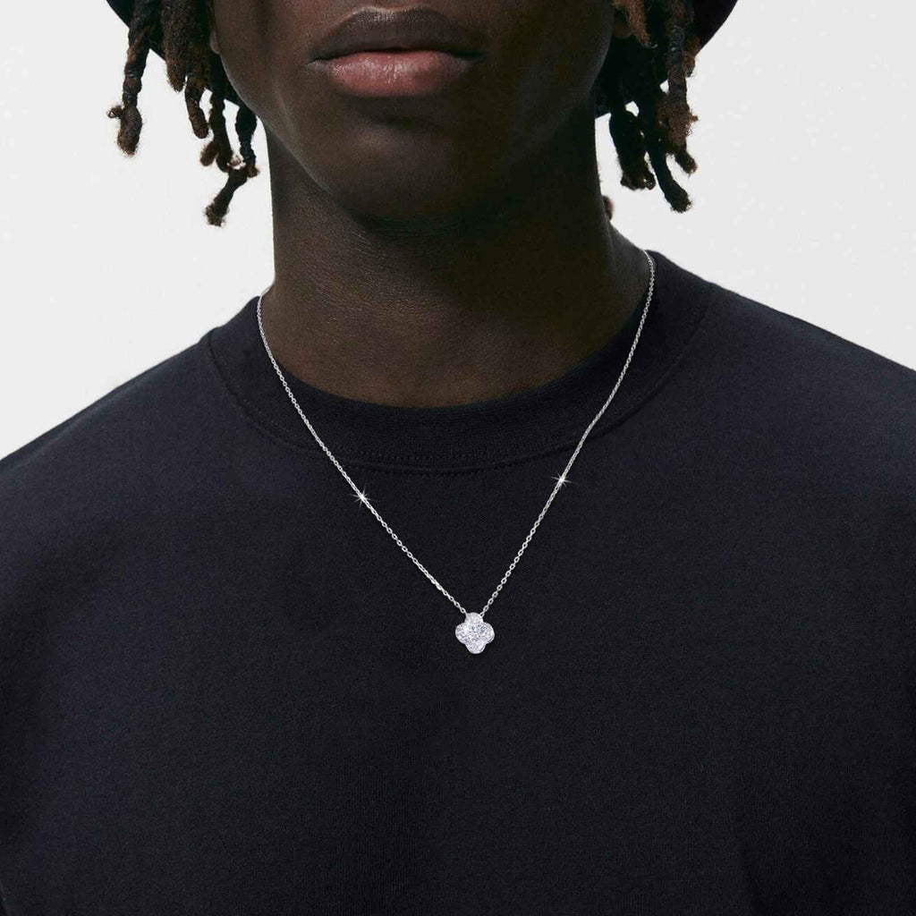 Fleur de Lumière D Color Moissanite Necklace (VVS1)