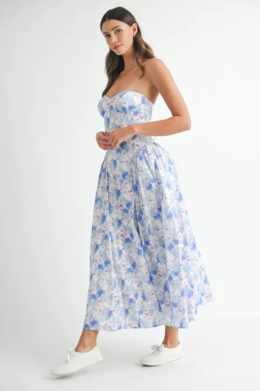 Sweetheart Neckline Floral Midi Dress in White and Blue