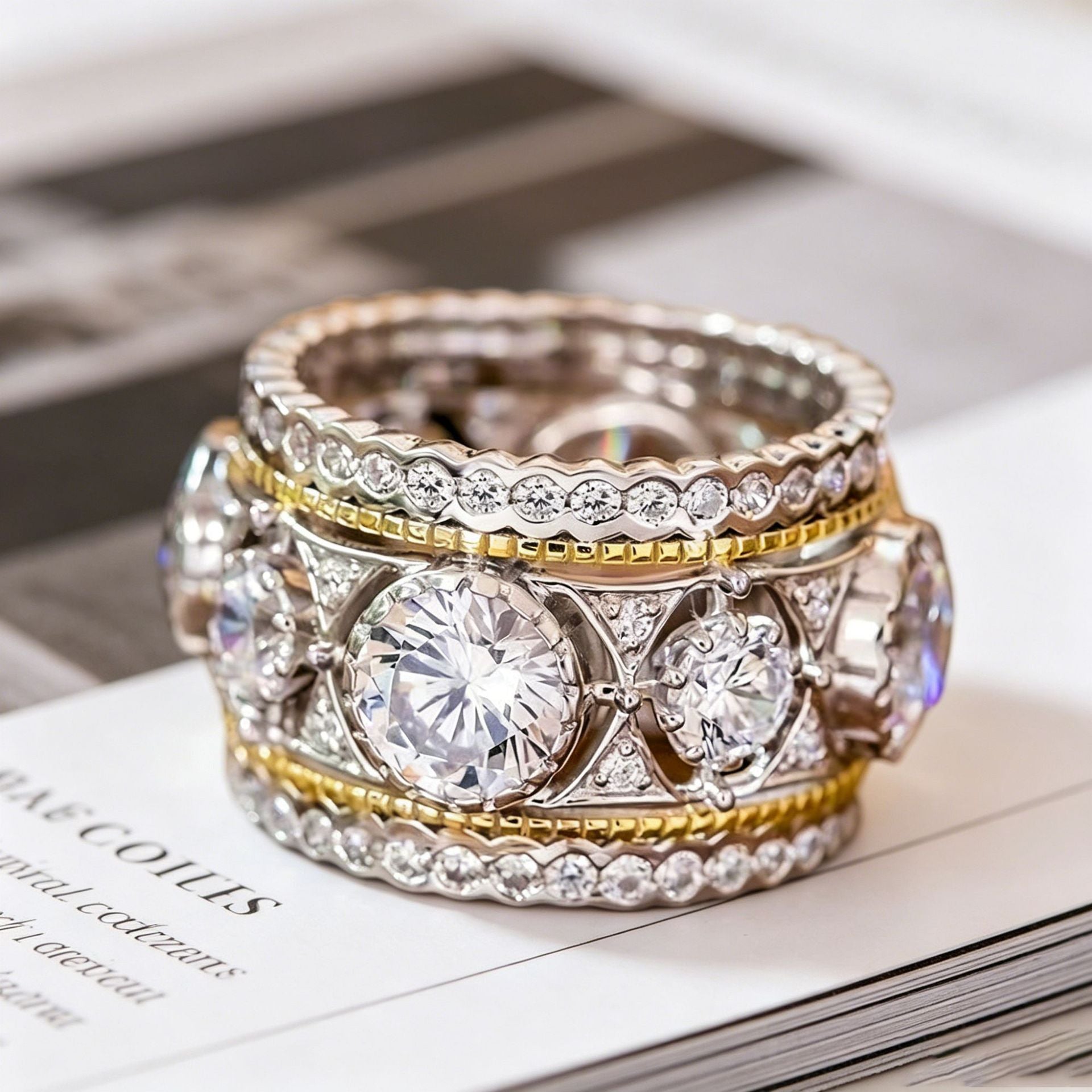 Two-tone Ring For Women, Luxurious Court Style, Elegant